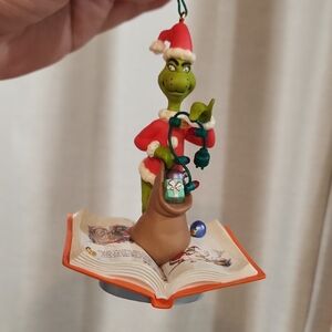 Hallmark Grinch 2001 Christmas Ornament